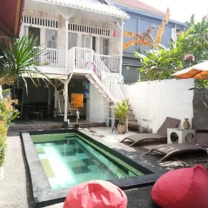 Ngurah 2*, Ubud Indonésie